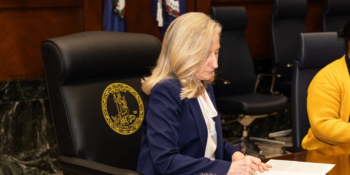 Gov. Spanberger signs law establishing right to contraception in Virginia